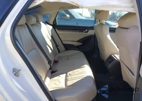 2018 Honda Accord Touring z USA, uszkodzony, nr VIN 1HGCV1F90JA045706